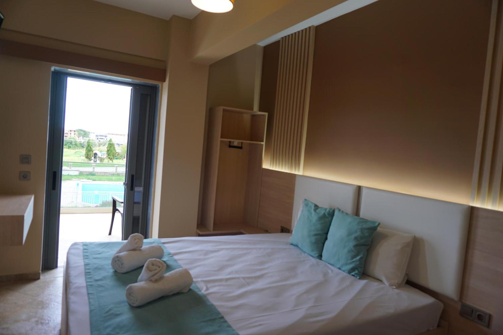 House Michalis Aparthotel Sarti Bagian luar foto