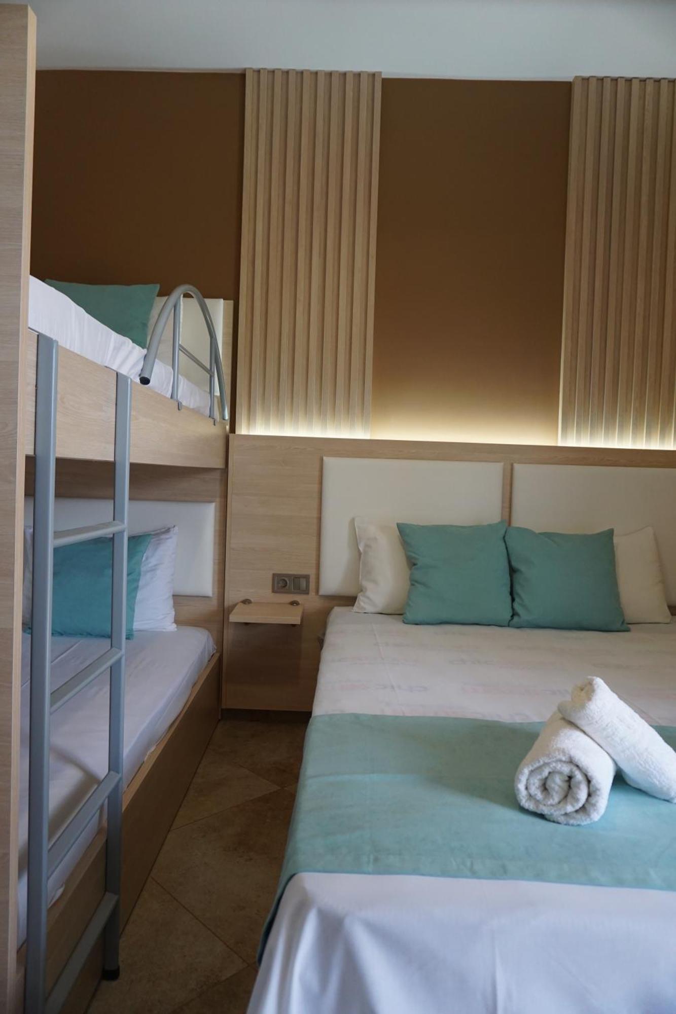 House Michalis Aparthotel Sarti Bagian luar foto