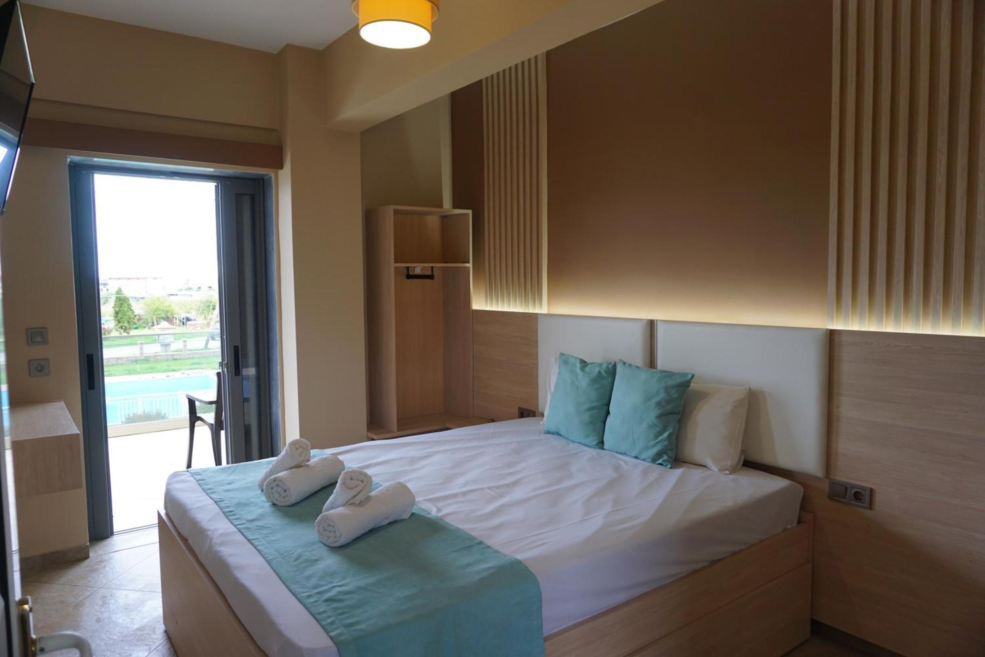 House Michalis Aparthotel Sarti Bagian luar foto