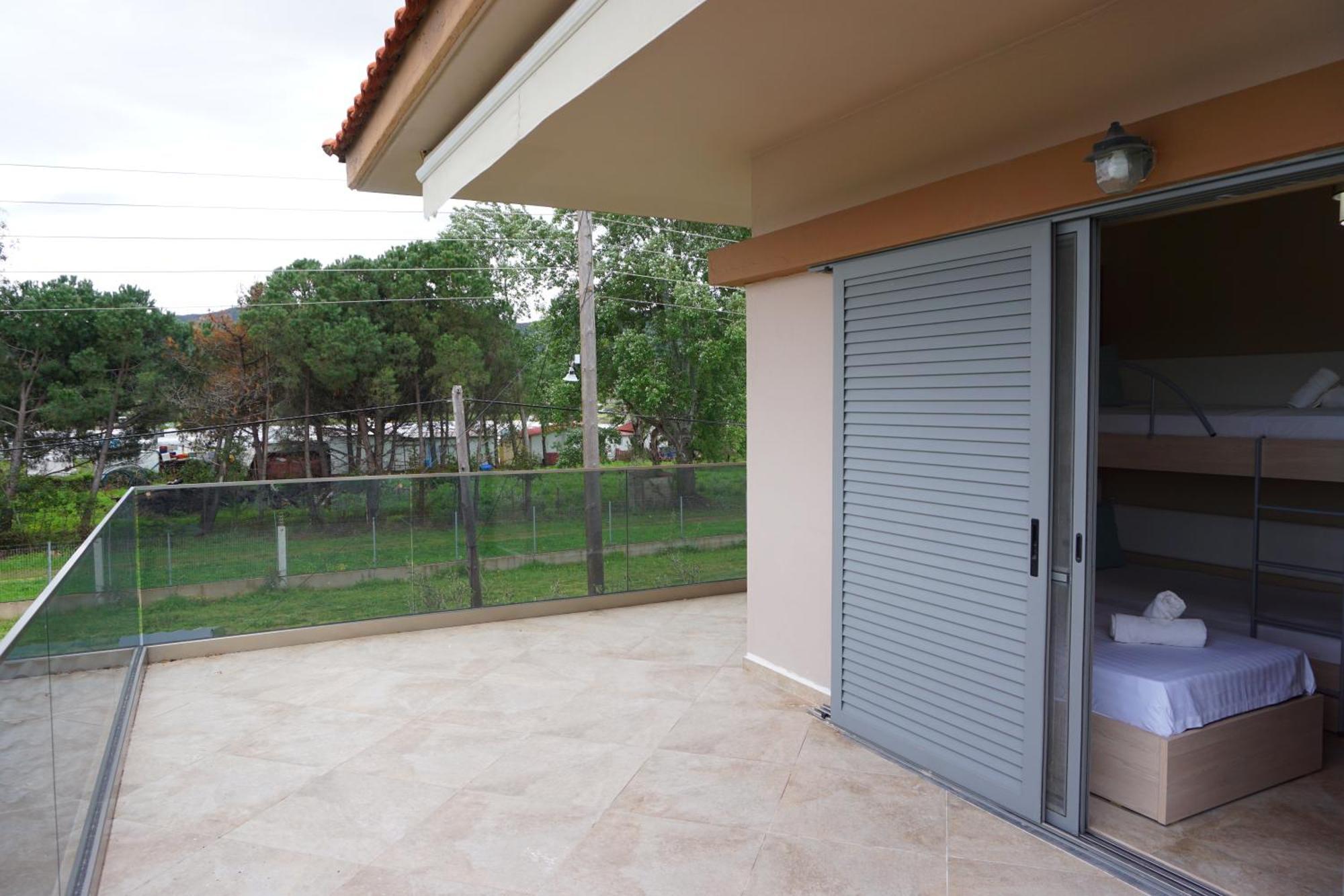 House Michalis Aparthotel Sarti Bagian luar foto